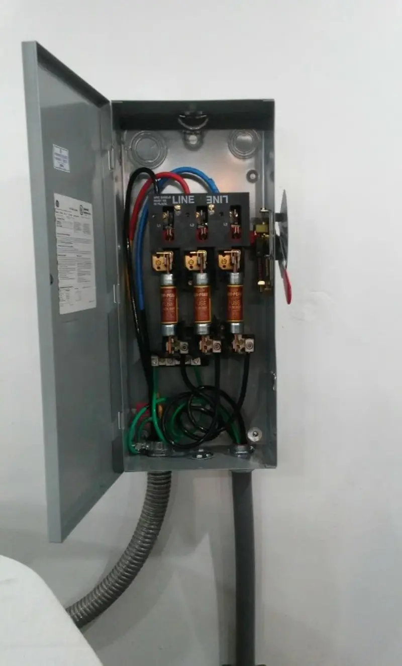Three-phase disconnect switch installed for Smoke Detector Installation in Hialeah